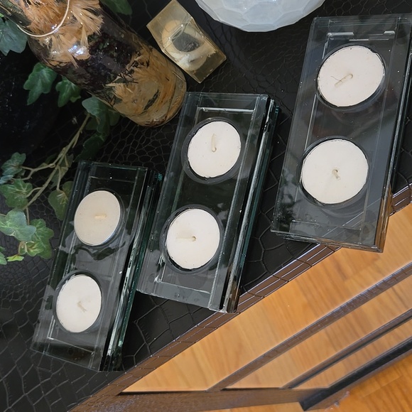 Candle Set - Picture 2 of 5